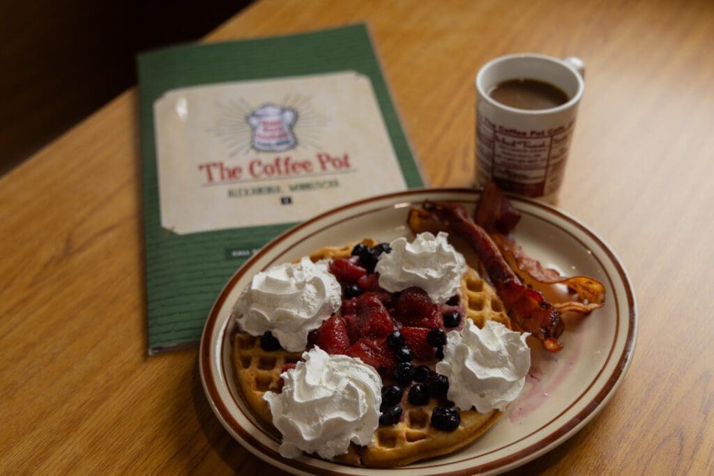 Belgian Waffle - Coffee Pot